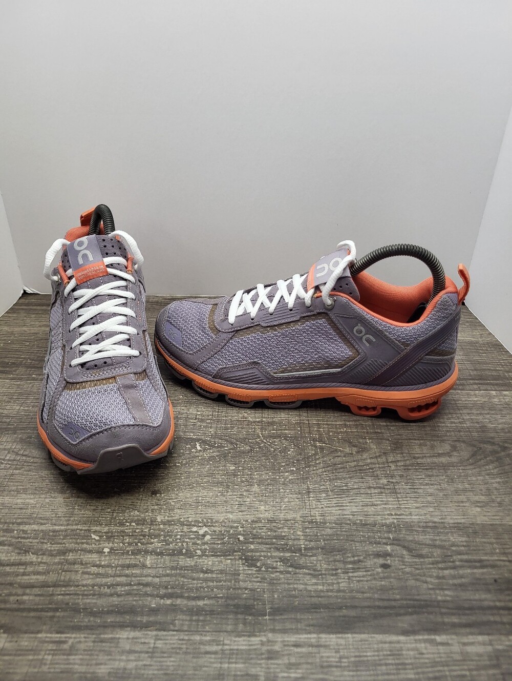 On Cloud Cloud Runner Women's Size 8 Gray Orange Running Sneakers Shoes